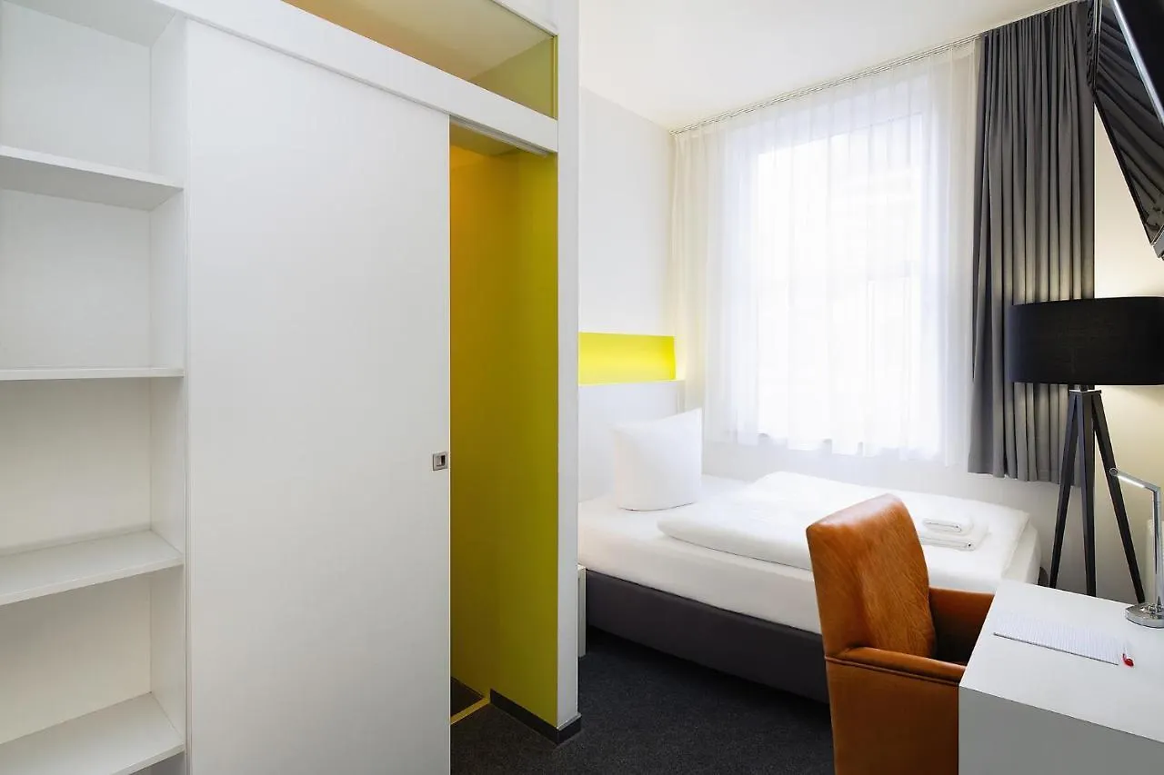 Mk Hotel Berlín 2*,